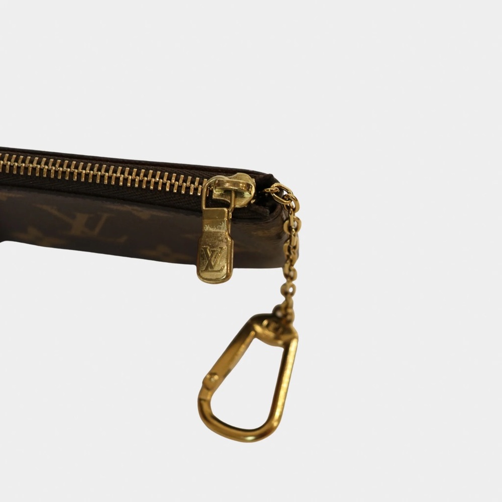 Louis Vuitton Monogram Key Pouch - Picture 4 of 4